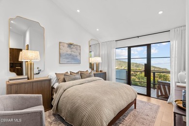 Perched high above the Malibu coast and canyons, Mulholland - photo 12