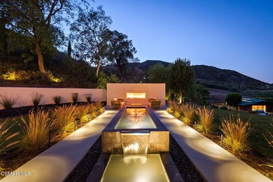 Perched high above the Malibu coast and canyons, Mulholland - photo 15
