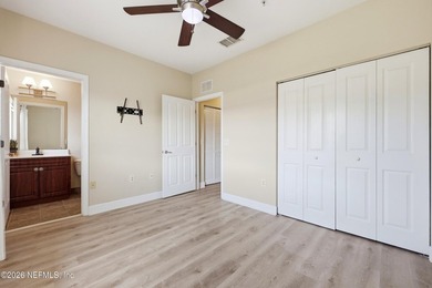 Price adjusted on this Water view, move-in-ready condo in Il - photo 18