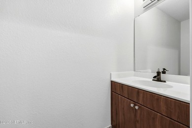 Price adjusted on this Water view, move-in-ready condo in Il - photo 21