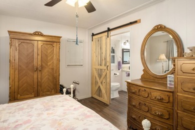 This mobile home is a must-see to experience the numerous - photo 24