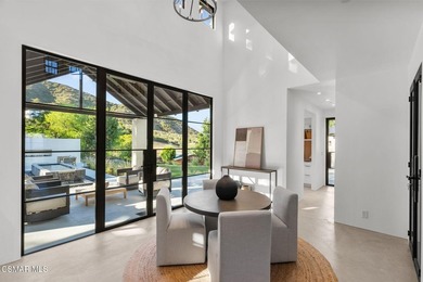 Perched high above the Malibu coast and canyons, Mulholland - photo 25