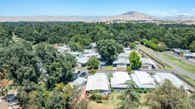 This mobile home is a must-see to experience the numerous - photo 29