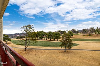 This 3 Bedroom/2 Bath Riverstone Unit has been recently - photo 30