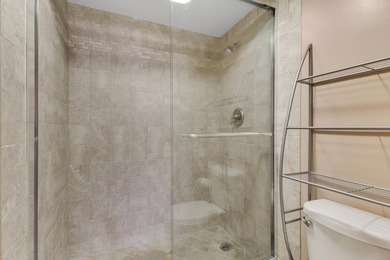 Welcome to one of North Palm Beach's premiere condo buildings - photo 31