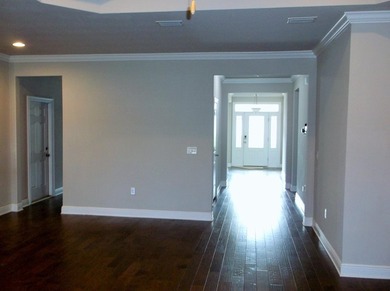 Priced to sell. Spacious 5-bedroom, 3 bath 1 story home, enter - photo 20