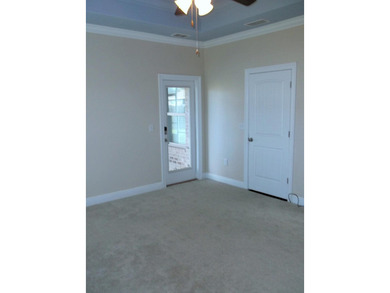 Priced to sell. Spacious 5-bedroom, 3 bath 1 story home, enter - photo 22