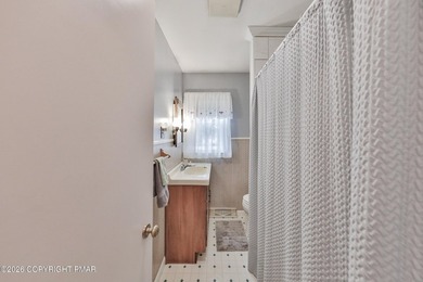 GREAT HOME! PARK LIKE SETTING! GREAT LOCATION! Well maintained - photo 33