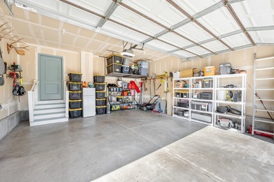 Sellers are motivated. They are suddenly moving for a new job - photo 33