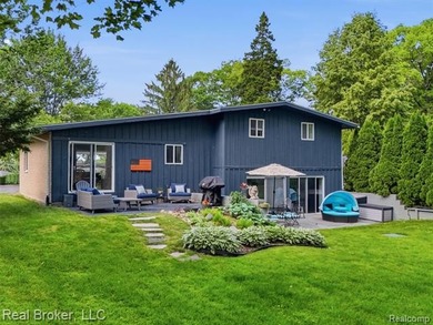 Stunning All-Sports Lakefront Living! Experience lake living at - photo 8