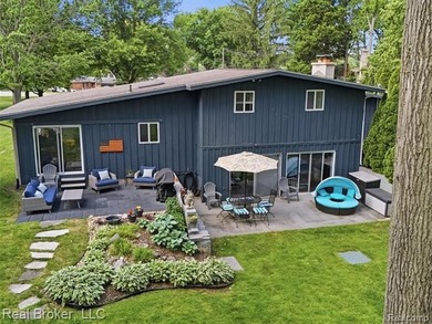 Stunning All-Sports Lakefront Living! Experience lake living at - photo 9