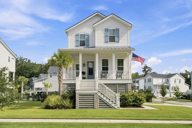 Welcome to 2746 McFadden Way, where thoughtful design, modern - photo 1