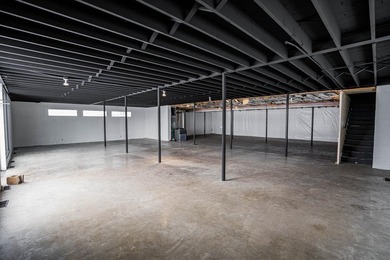 Unlock the potential of this versatile, fully-renovated - photo 6