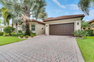 (private lake, pond, creek) Home For Sale in Boynton Beach Florida