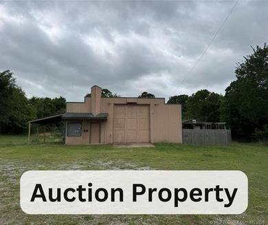 Auction Property! Live onsite auction Thur July 16 10:01 AM - photo 1