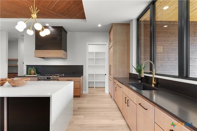 Discover modern elegance and tranquil Hill Country living in - photo 14