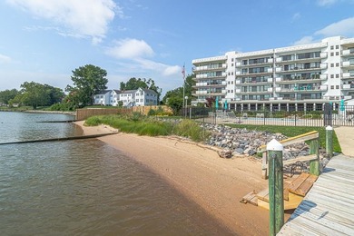 Where every day feels like a vacation! A Rare 3 bedroom, 2 bath - photo 3