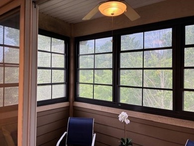 Perched on the top floor for maximum privacy, this beautifully - photo 31