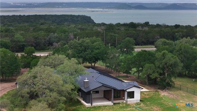 Discover modern elegance and tranquil Hill Country living in - photo 34