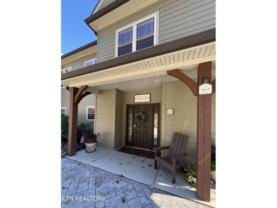 Norris Lake Condo Sale Pending in Caryville Tennessee