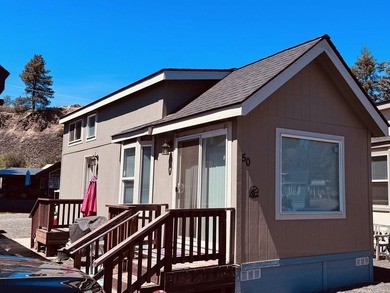 Escape to lakeside living at Klink's Resort on Williams Lake - photo 1