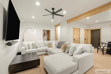 Views for days, priced to sell! This updated log cabin boasts - photo 13