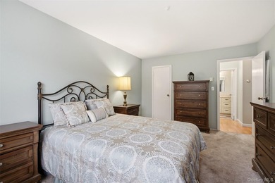 Bright 1 Bedroom Unit in the Highly-Desired Fairfield Saint - photo 14