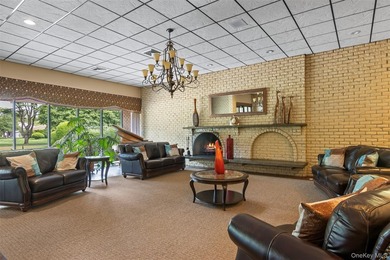 Bright 1 Bedroom Unit in the Highly-Desired Fairfield Saint - photo 19