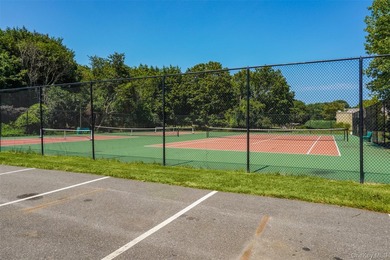 Bright 1 Bedroom Unit in the Highly-Desired Fairfield Saint - photo 25