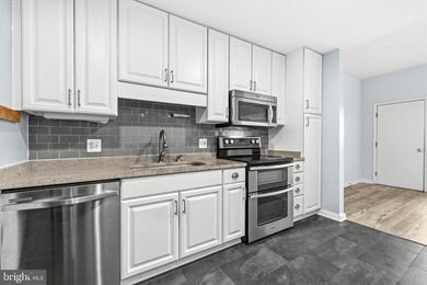 Welcome to Unit 506 at Anchorage Tower-move-in ready waterfront - photo 5