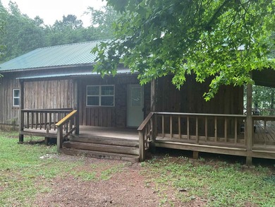 Greers Ferry Lake Home For Sale in Edgemont Arkansas