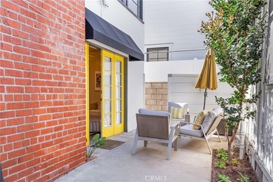 Situated on the highly sought-after *Quiet End* of Balboa Island - photo 12