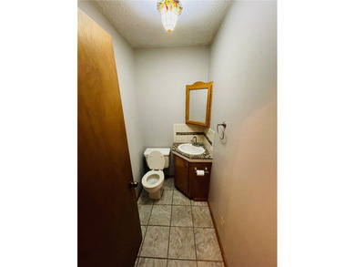 Enjoy beautiful Table Rock Lake with this very nice 3BR, 2 1/5 - photo 20
