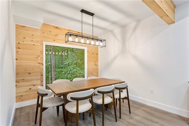 ****Fully furnished and move-in ready-just bring your - photo 21