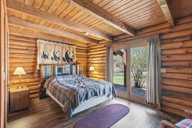 Welcome to your dream retreat on Lake Delton in the heart of - photo 22