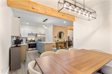 ****Fully furnished and move-in ready-just bring your - photo 22
