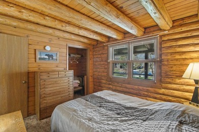 Welcome to your dream retreat on Lake Delton in the heart of - photo 26