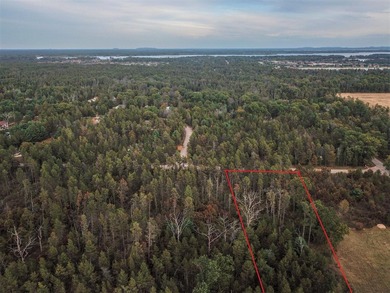 Two wooded and buildable lots in Castle Rock Estates subdivision - photo 34