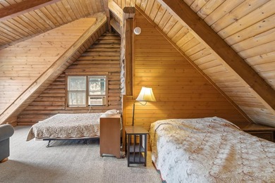 Welcome to your dream retreat on Lake Delton in the heart of - photo 38