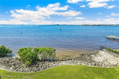 Lake Condo For Sale in Fort Myers, Florida