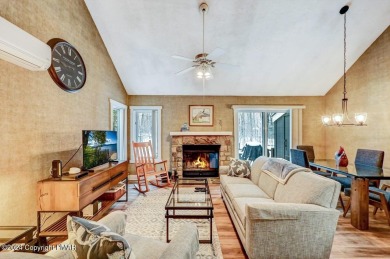 (private lake, pond, coastal) Home For Sale in Lake Harmony Pennsylvania