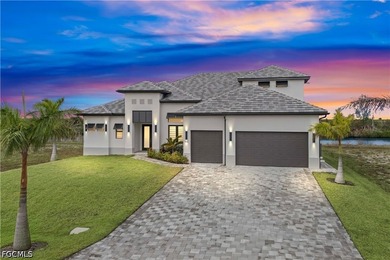 Welcome to this extraordinary new construction Gulf access pool - photo 1