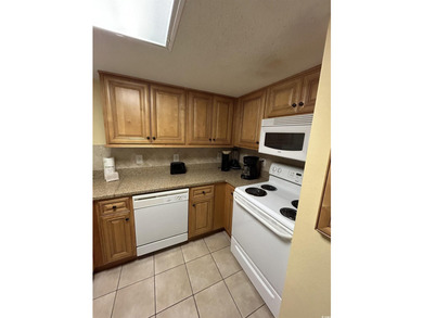 This large ocean view end unit with two balconies, two bedrooms - photo 5