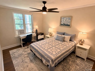 Fully Renovated 2 Bedroom Lower Unit Offering a Bright - photo 11