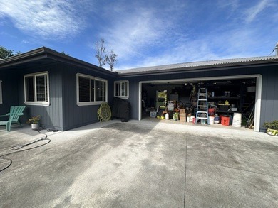 Beautiful recently upgraded 3-bedroom 2 bath home on paved road - photo 17