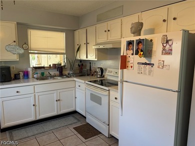 JUST REDUCED....BEST PRICED DUPLEX IN THE AREA....Wonderful - photo 3