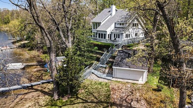 **BACK ON MARKET TO NO FAULT OF SELLERS** Enjoy lakefront living - photo 1