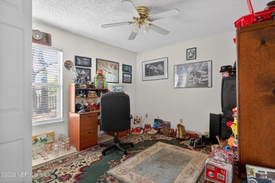 Beautifully situated on a large cul-de-sac lot, this 4-bedroom - photo 31