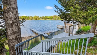 **BACK ON MARKET TO NO FAULT OF SELLERS** Enjoy lakefront living - photo 3