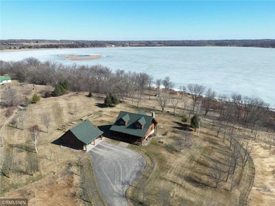 Swartout Lake Home For Sale in Annandale Minnesota